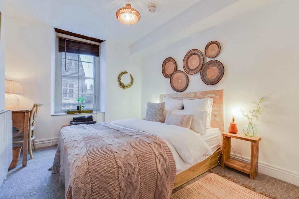 The Malthouse - Naturally Styled Central Apartment ไซเร็นเซสเตอร์ ภายนอก รูปภาพ