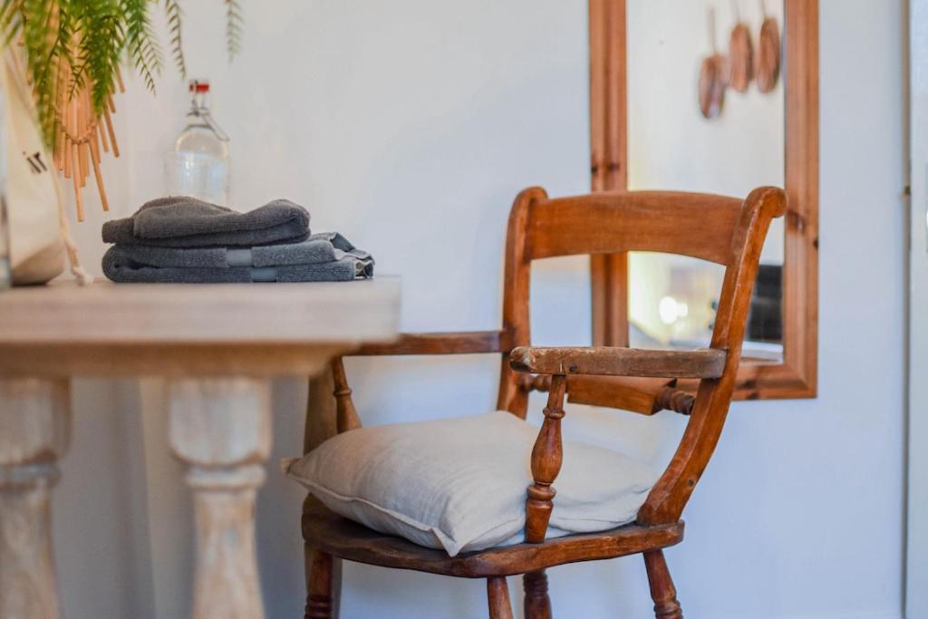The Malthouse - Naturally Styled Central Apartment ไซเร็นเซสเตอร์ ภายนอก รูปภาพ